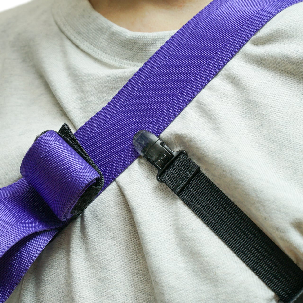 クロスストラップ / カメラ・バッグのズレ防止用サブストラップ