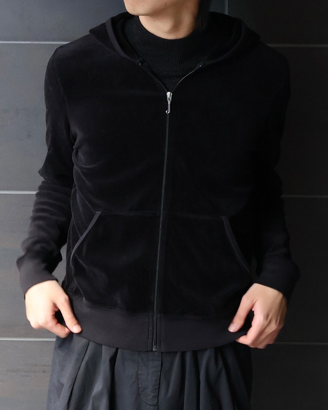 Back design velor zip hoodie