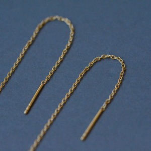 vertical  ピアス ゴールド