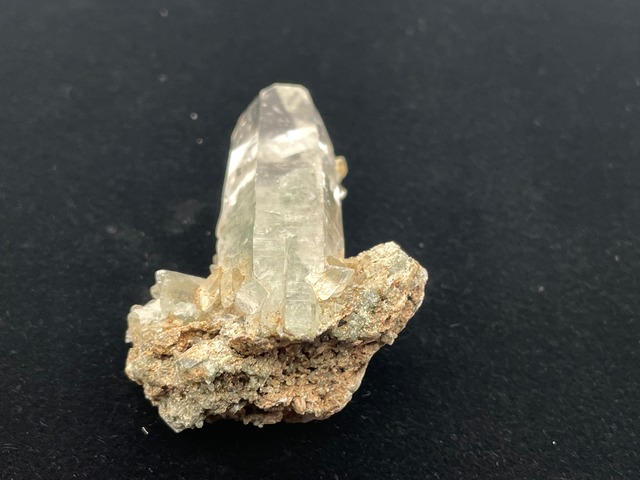 クラスター（ヒマラヤ水晶）