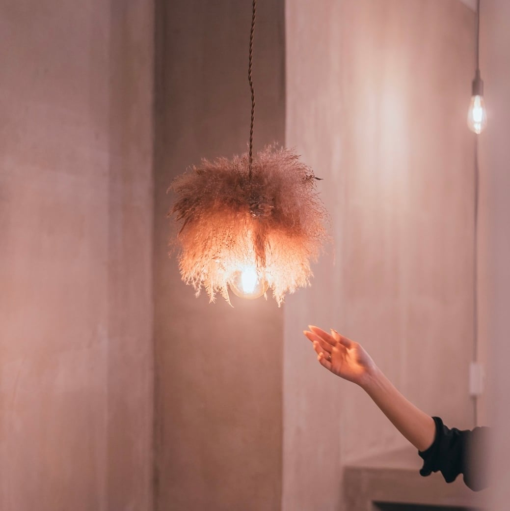 シャンデリア &ドライフラワー専門店 STOCKROOM