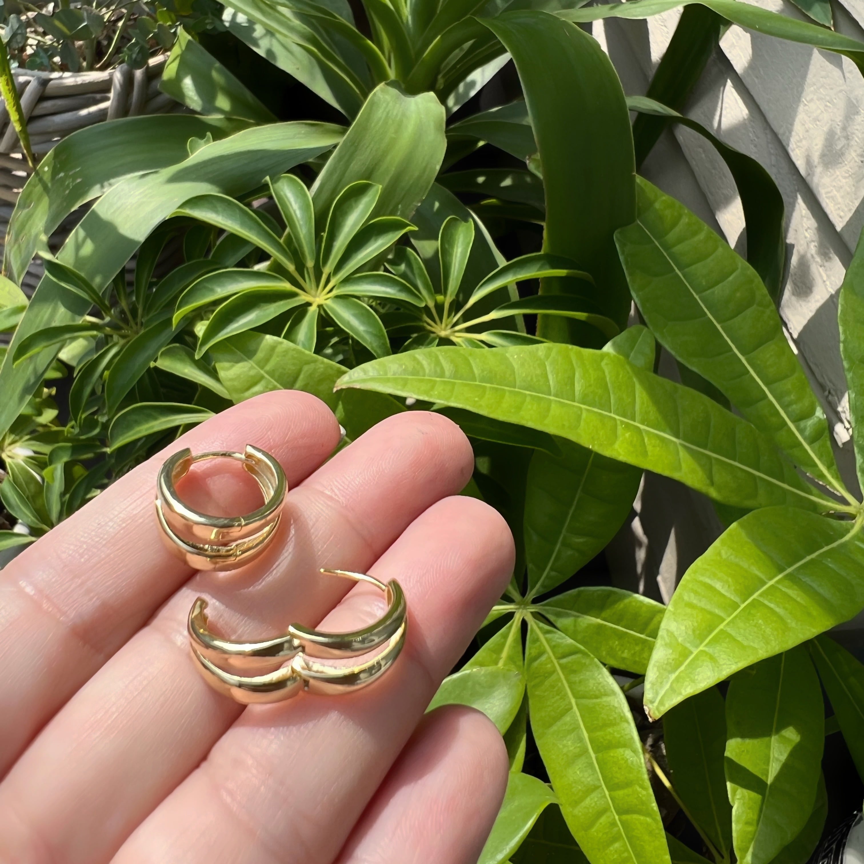 再入荷】Gold Coating カチッと ダブルフープ ピアス | 【公式通販