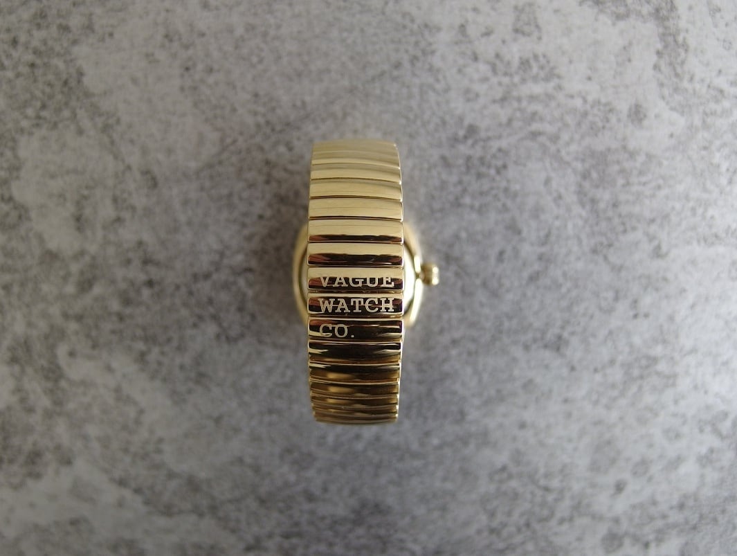VAGUE WATCH / ヴァーグウォッチ】Coussin 12 Extension Men's 32mm