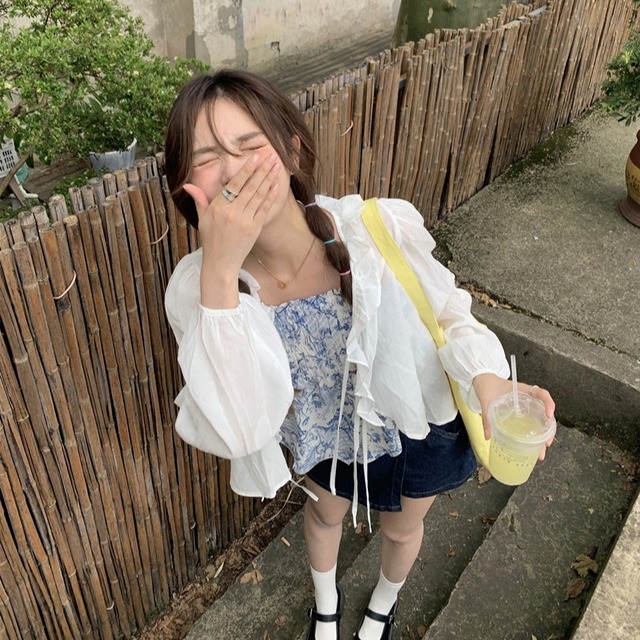 サマーストラップレスフローラル薄手シャツ 夏物 花柄 モンロー26635984768