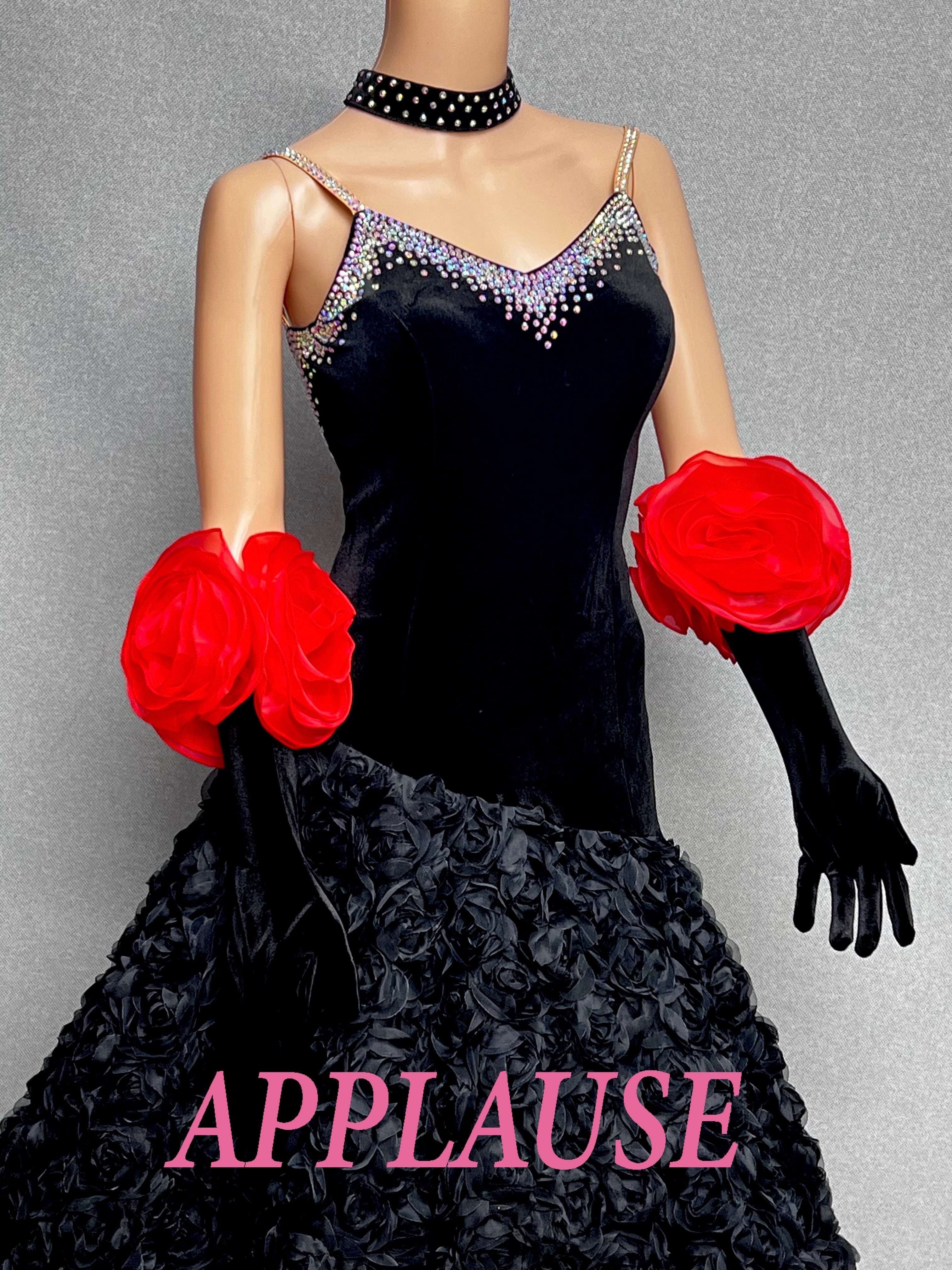 【新着】社交ダンス ドレス　スタンダード　モダンドレス　ブラック（ベルベット、赤グローブ）　 M　ST-25-32　デモ・競技用ドレス　発表会衣装　パーティドレス　ワンピース　舞台衣装