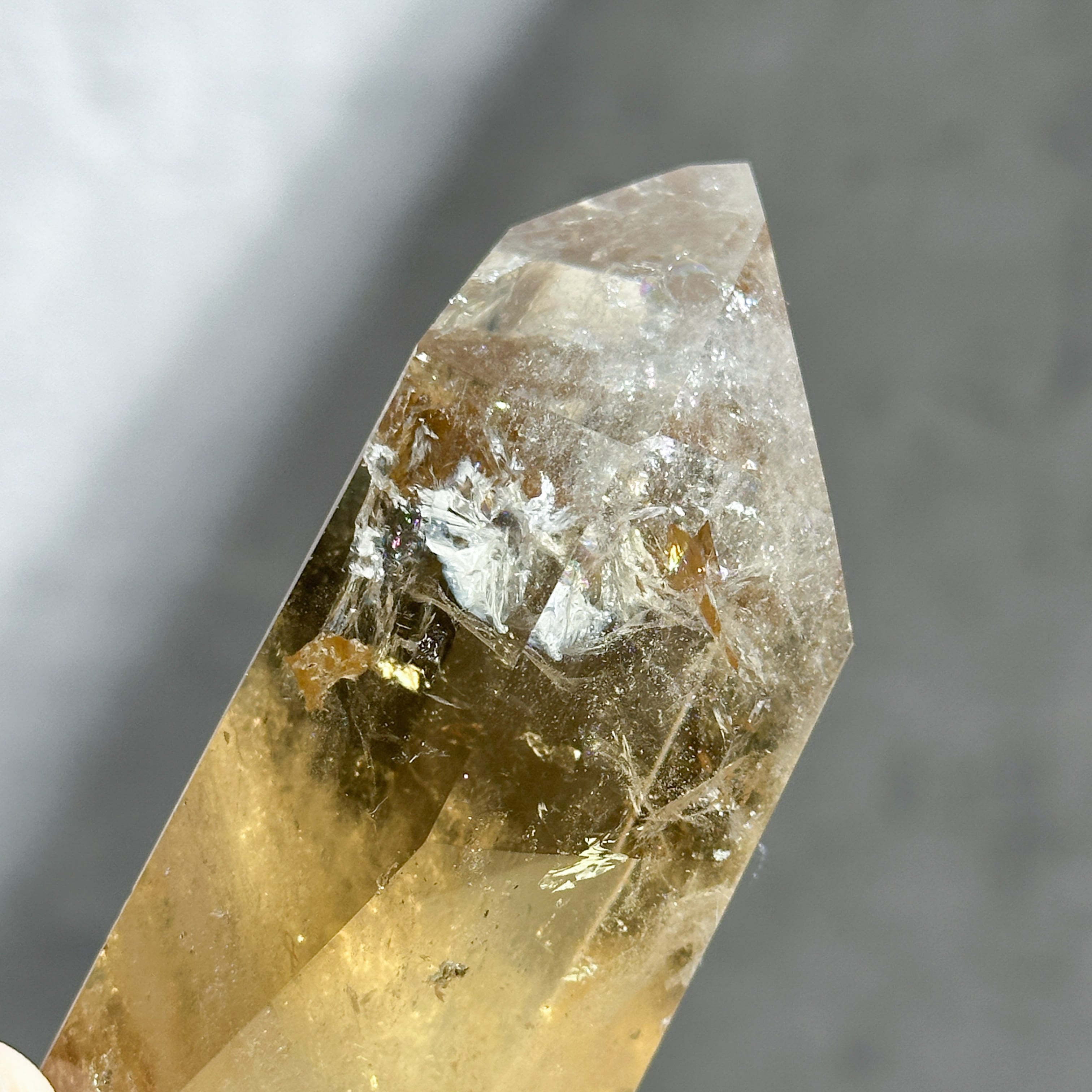 虹◎シトリン（黄水晶） フリーフォーム23◇ Citrine ◇ 天然石・鉱物