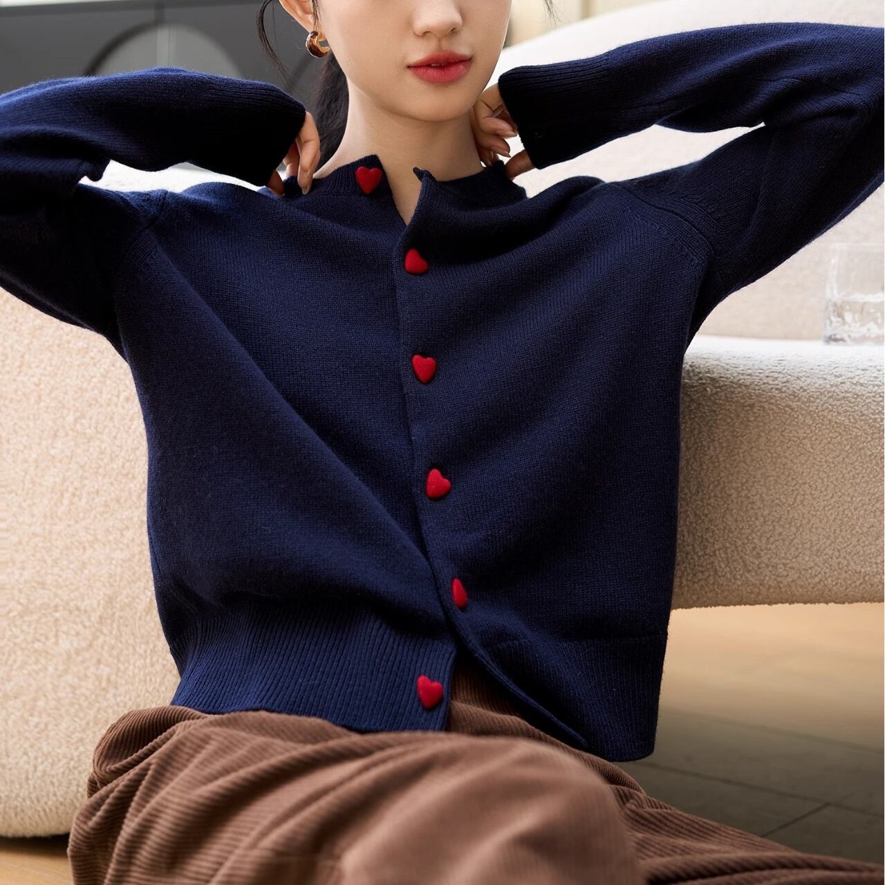 ハートボタン ラウンドネック ニット カーディガン 341140