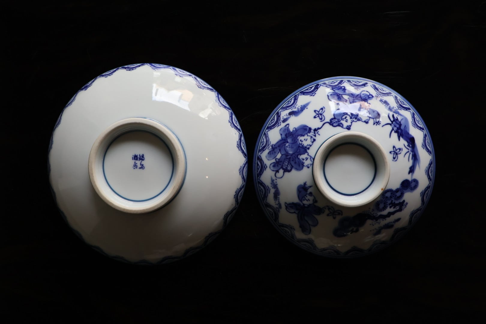 有田焼 蓋付き煮物碗 唐子絵 | うつわ通販 土岐陶器店 / ONLINE SHOP