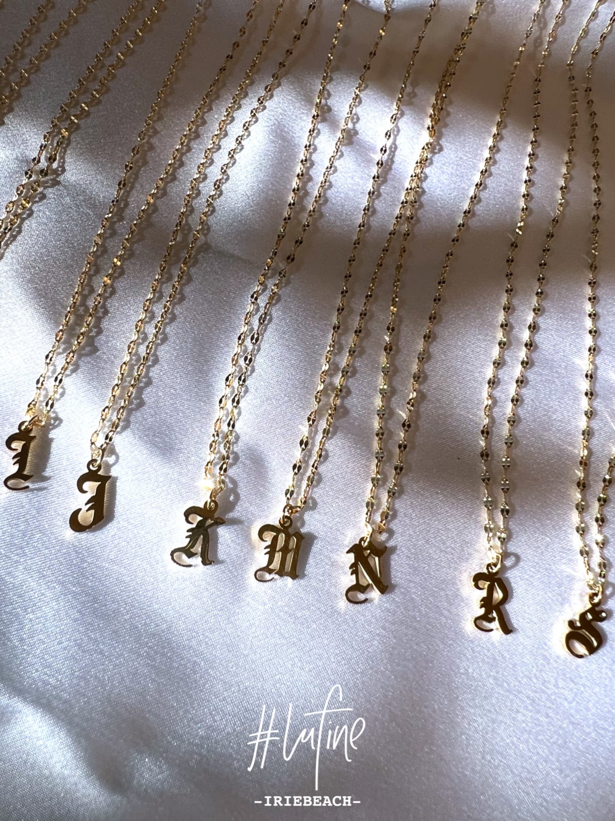 lufine】Mini old English initial necklace | IRIEBEACH