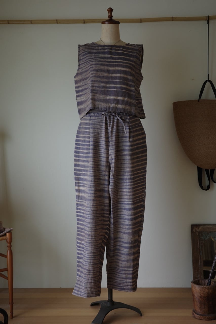 SOMO Sleeveless Tops & Tuck Pants Set-up