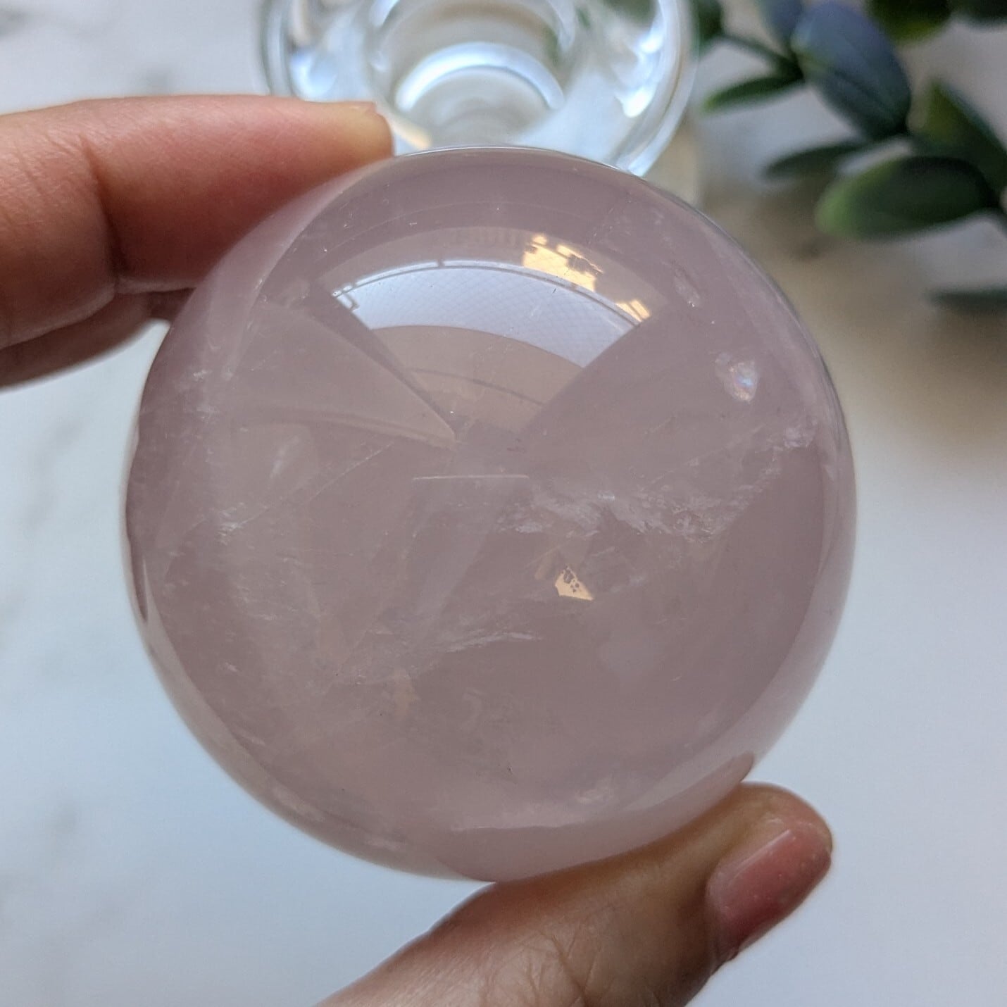 ローズクォーツ　スカル　ペリウィンクルローズクォーツ ペリウィンクル ローズクォーツ スフィア 約55mm | iris imrama stone