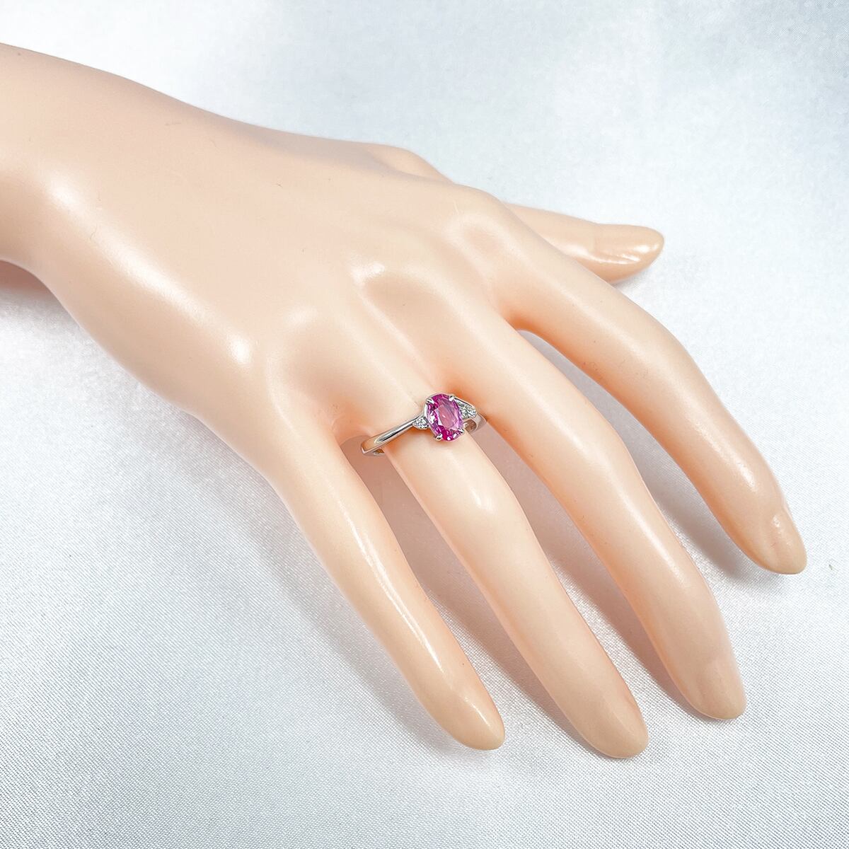 Pt900 天然ピンクサファイア 0.78ct ダイヤ 0.05ct リング Pt900 天然ピンクサファイア 0.78ct ダイヤ 0.05ct リング