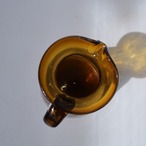 琥珀色の水差し