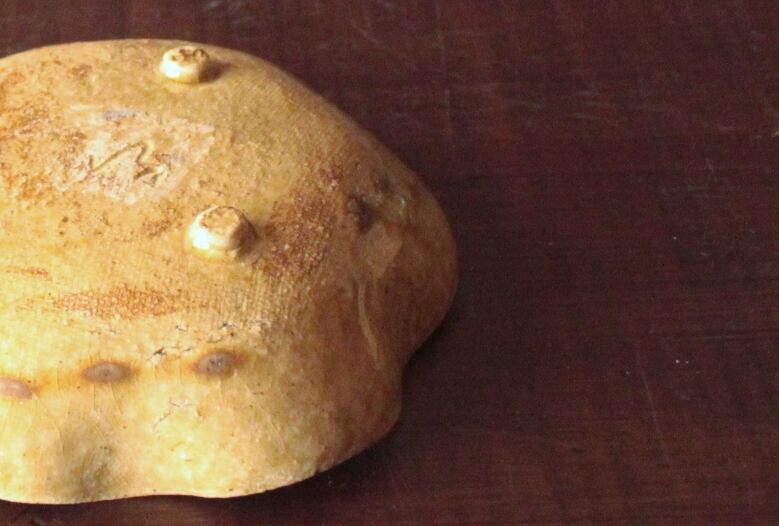 黄瀬戸足付花型鉢 | 棚橋淳陶房ーshop