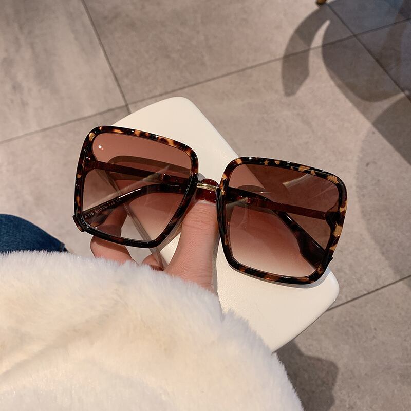 薄手レッドレオパードプリント柄 ブラック・アイド・ピーズ72554537838