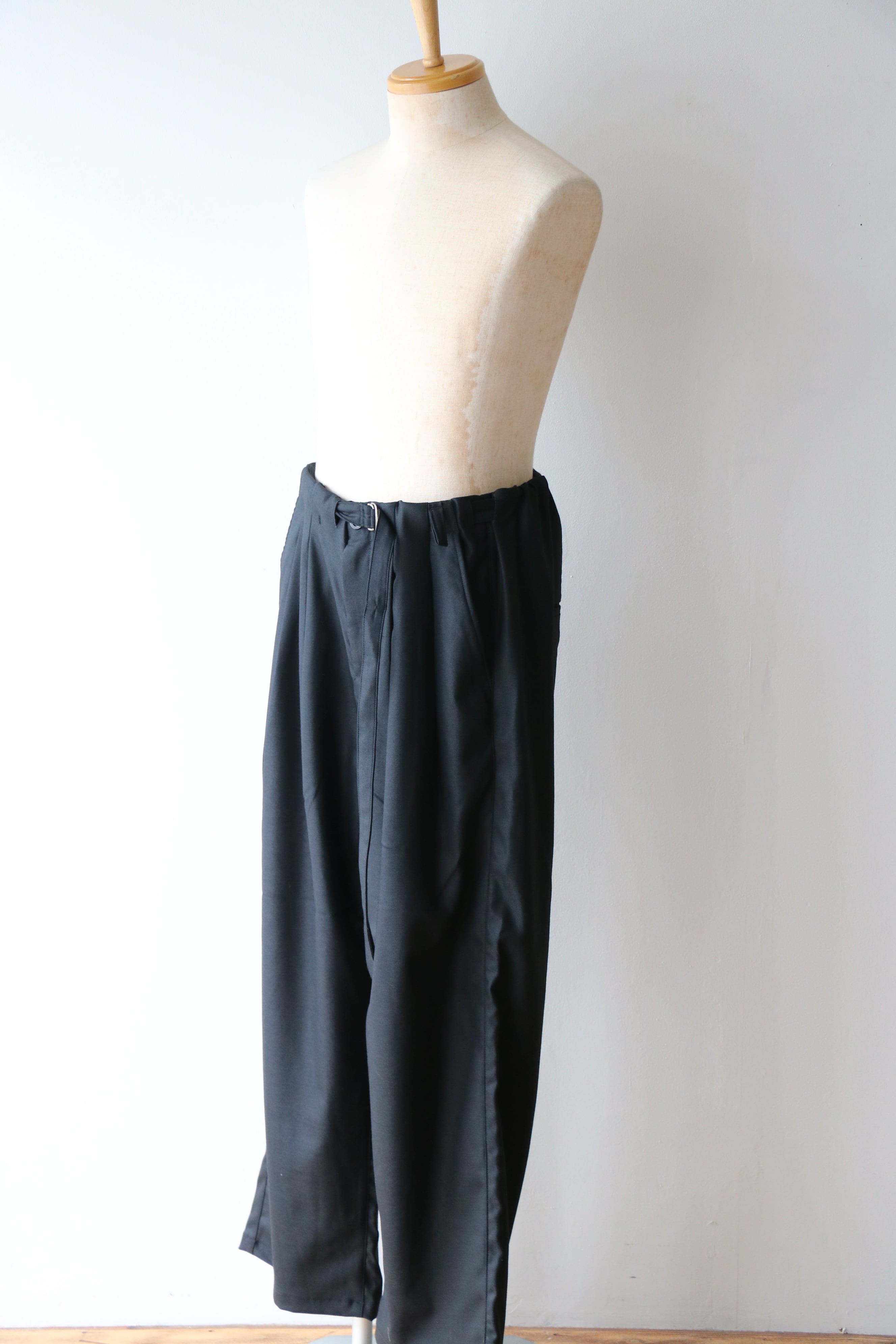 Ancellm -WOOL SATIN BELT-LESS SLACKS- / ANC-PT127 / アンセルム