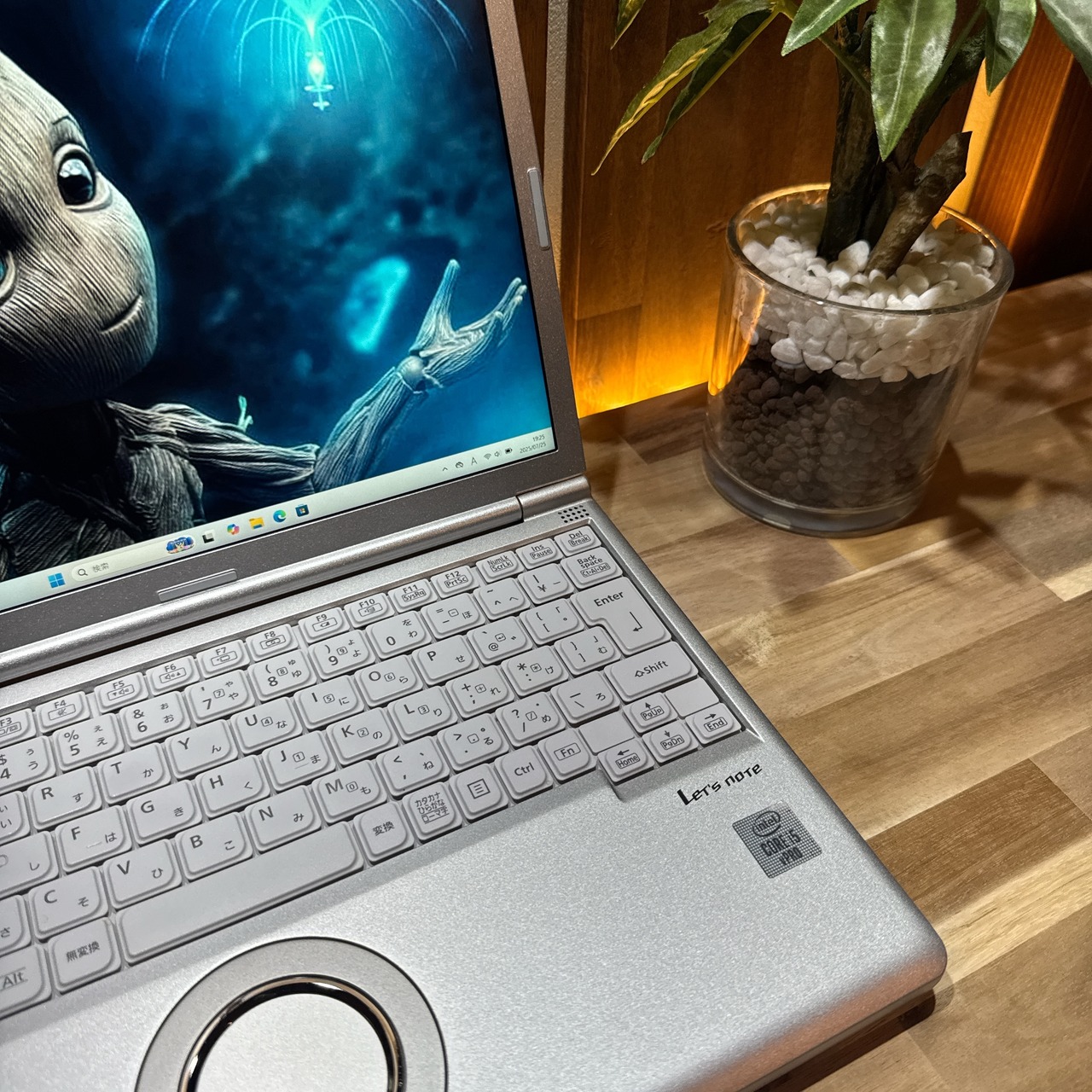 \ 公式ショップ限定価格❣️/ LTEモデル《超軽量》Let’s Note SV9 第10世代 Core i5 SSD256GB メモリ8GB ノートパソコン 安心サポート&3ヶ月保証付き