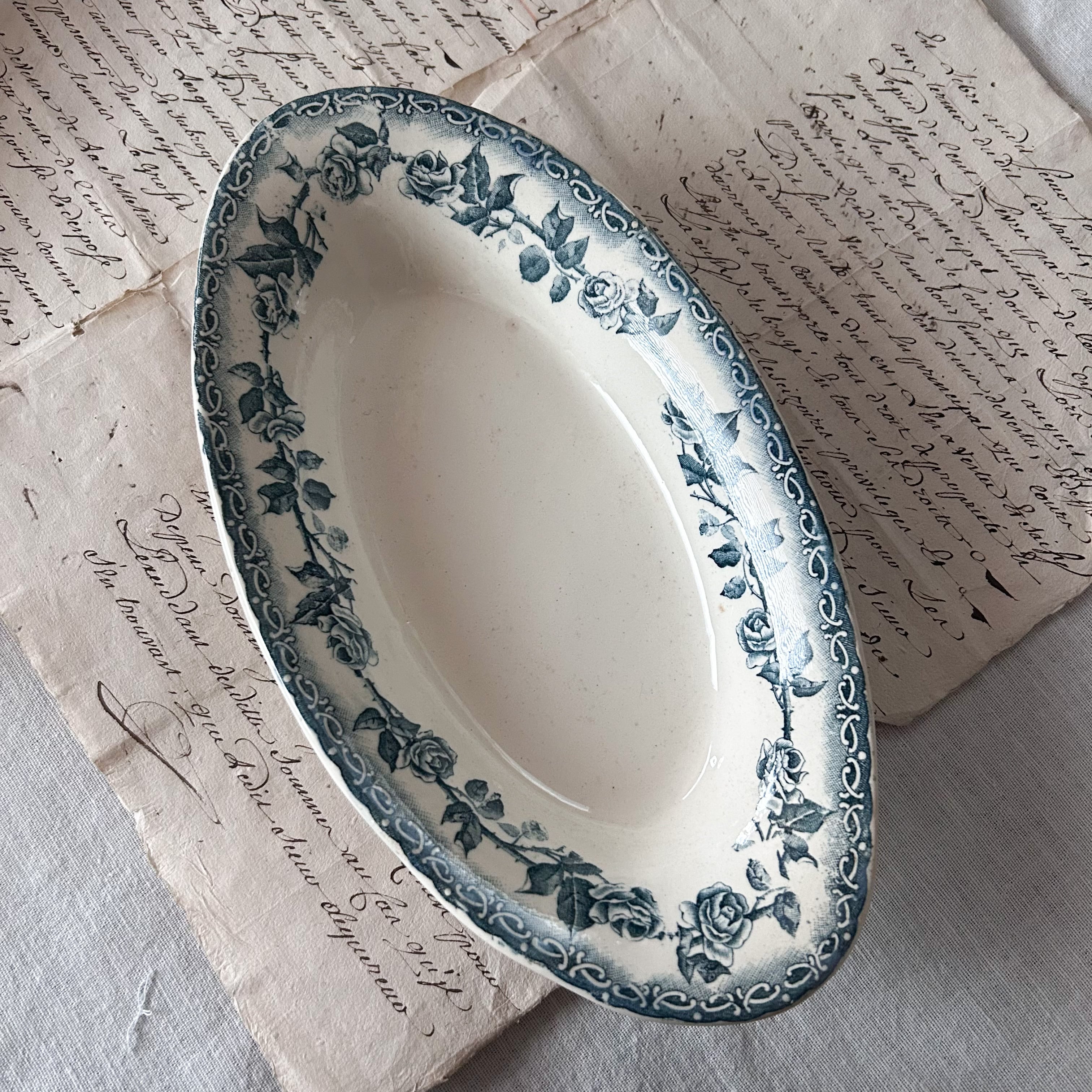 ラヴィエ | ｱﾝﾃｨｰｸ ﾎﾞﾝﾇ ｼｬﾝｽ