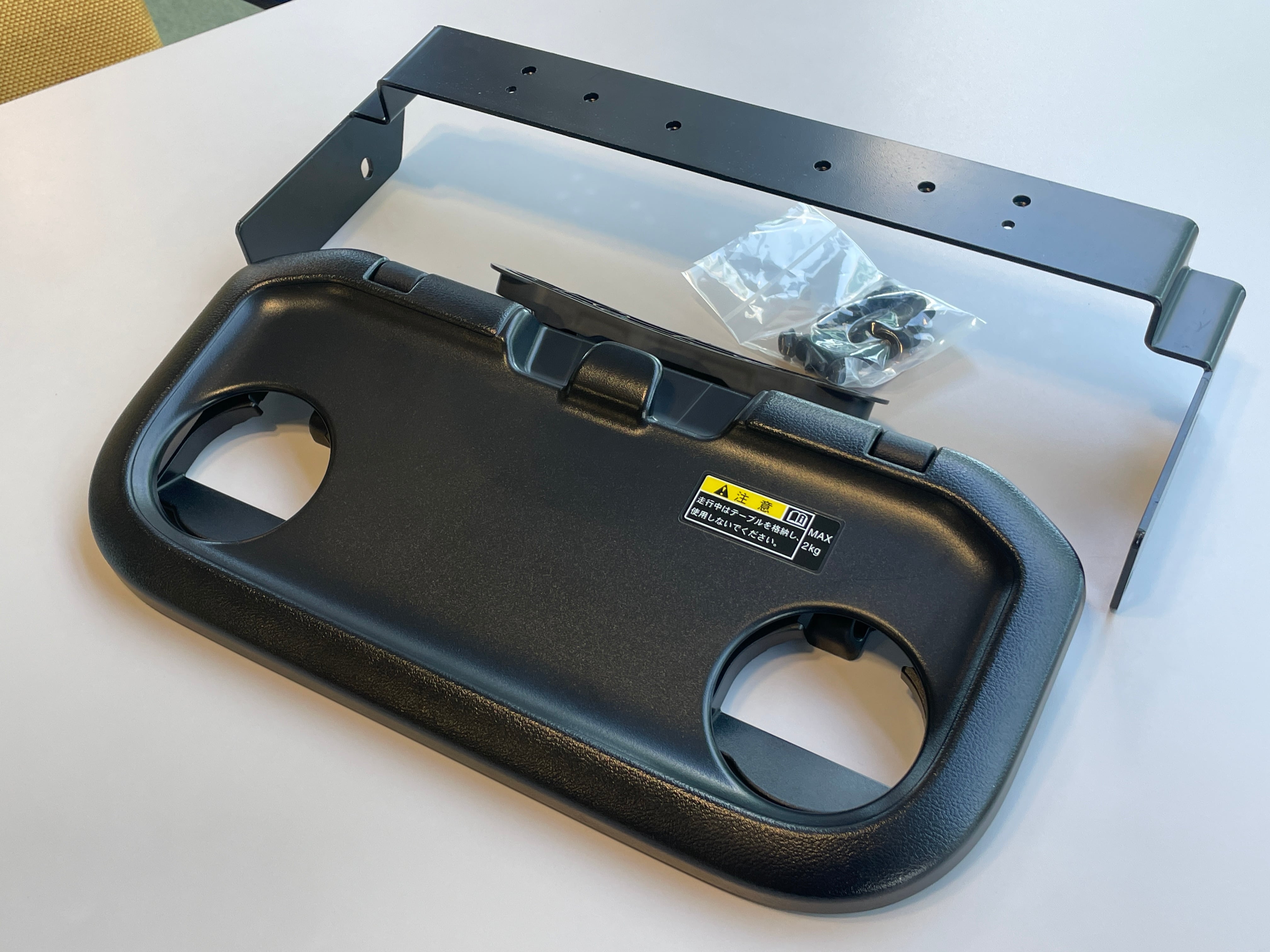MDF デリカD:5専用 パーソナルテーブルキット（ブラック）左右セット