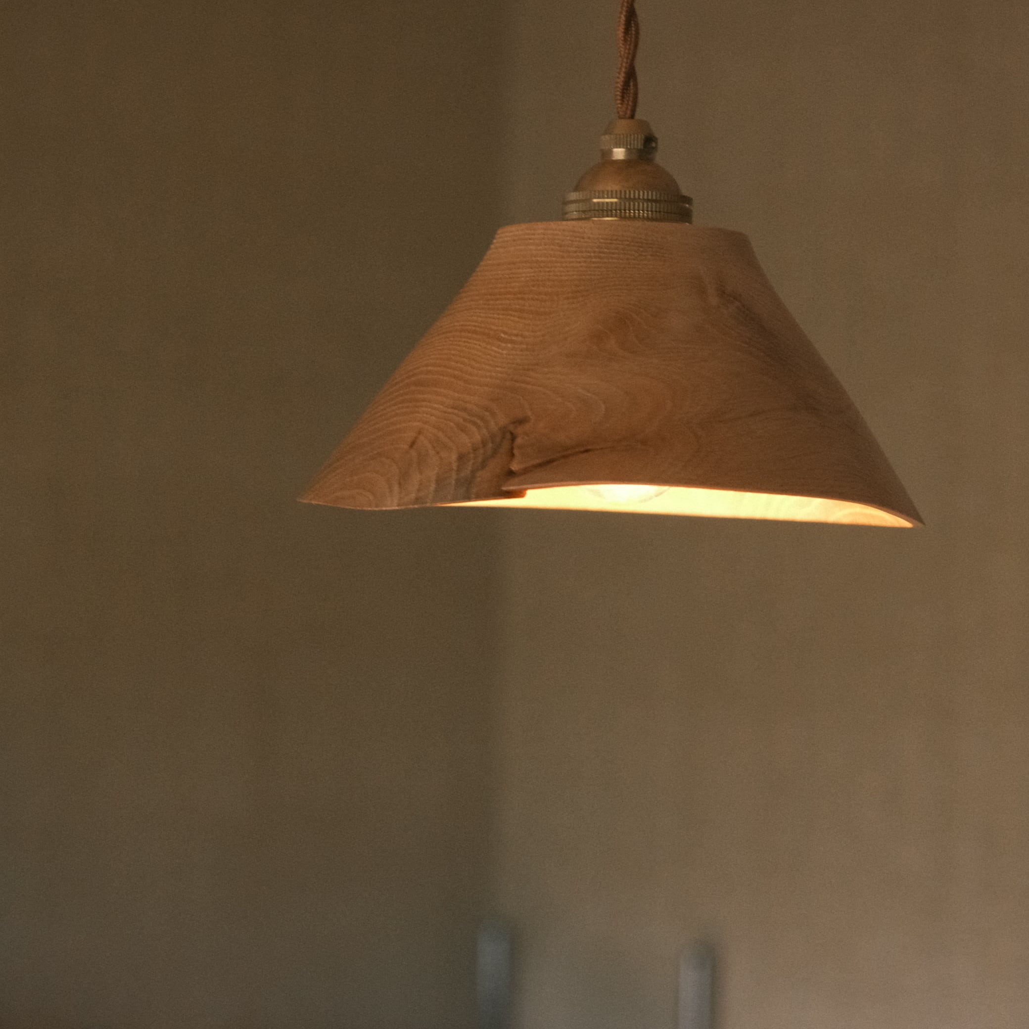 ミズナラ／lamp shade | waranoue