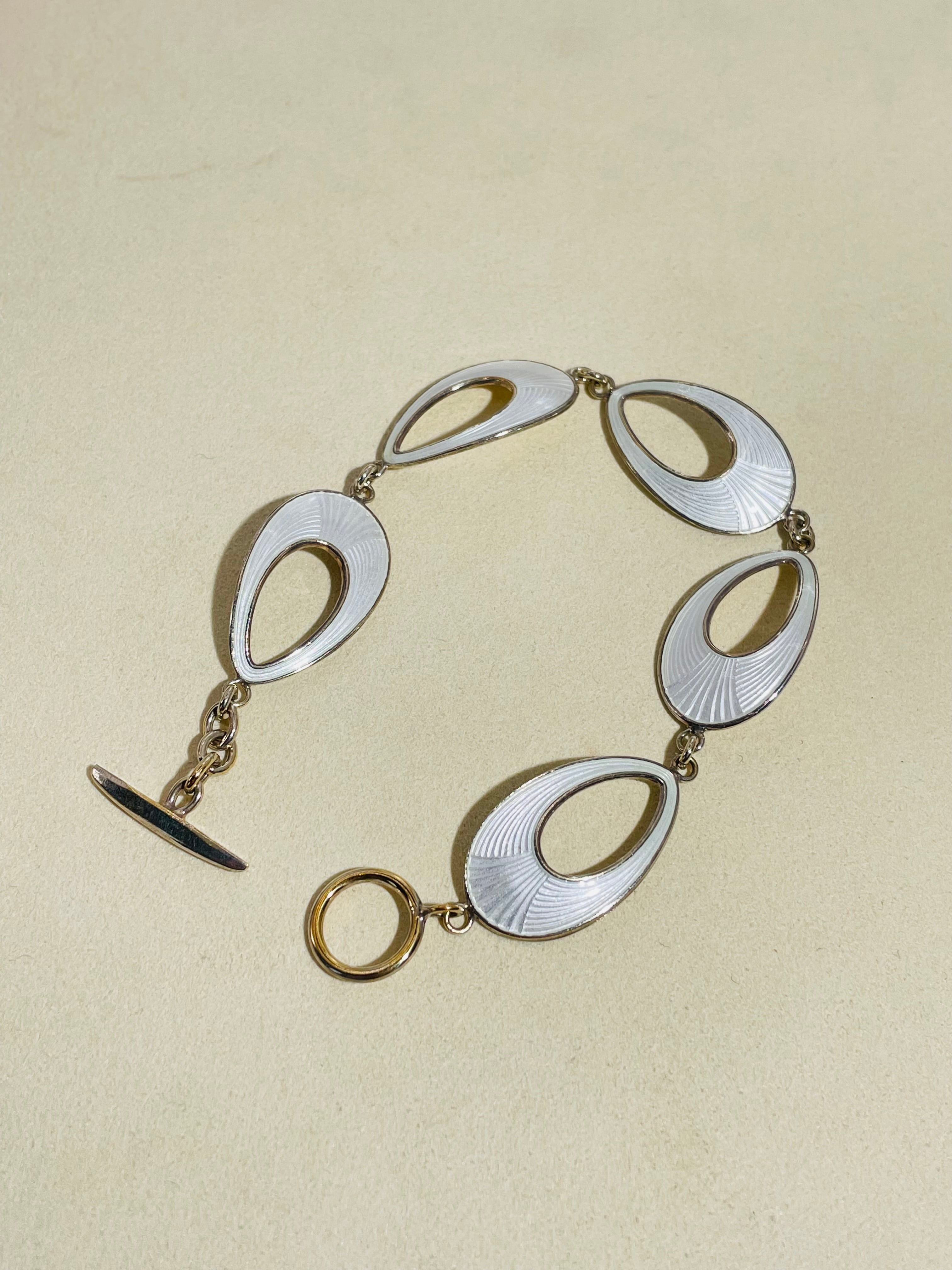 Teardrops Enamel Bracelet -Denmark-