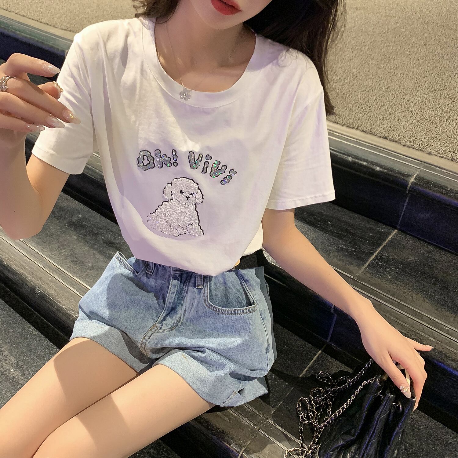 サマープリント柄ホワイトTシャツ レッドトップス 夏物 6Du_Shop_Women53115103021