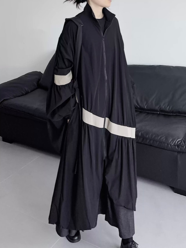 Line stitching asymmetrical long zipper coat [T2498]