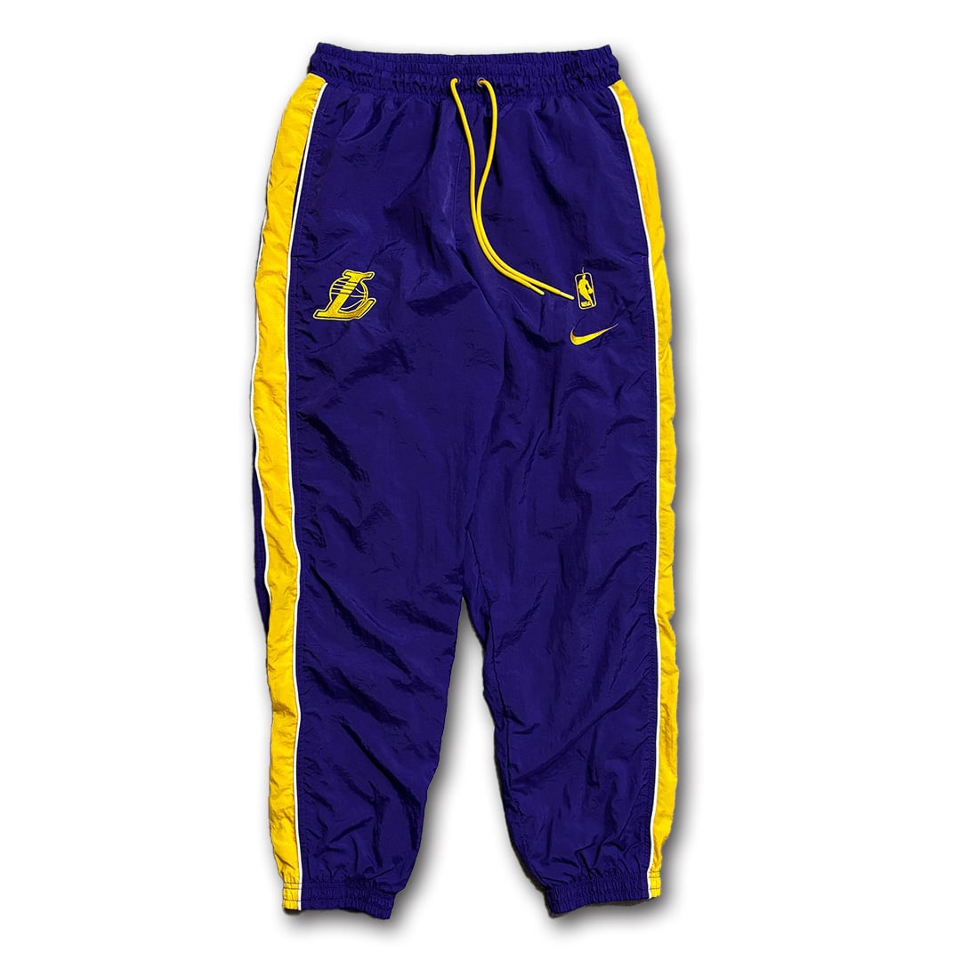Los Angeles Lakers Embroideried Nylon Pants. NIKE