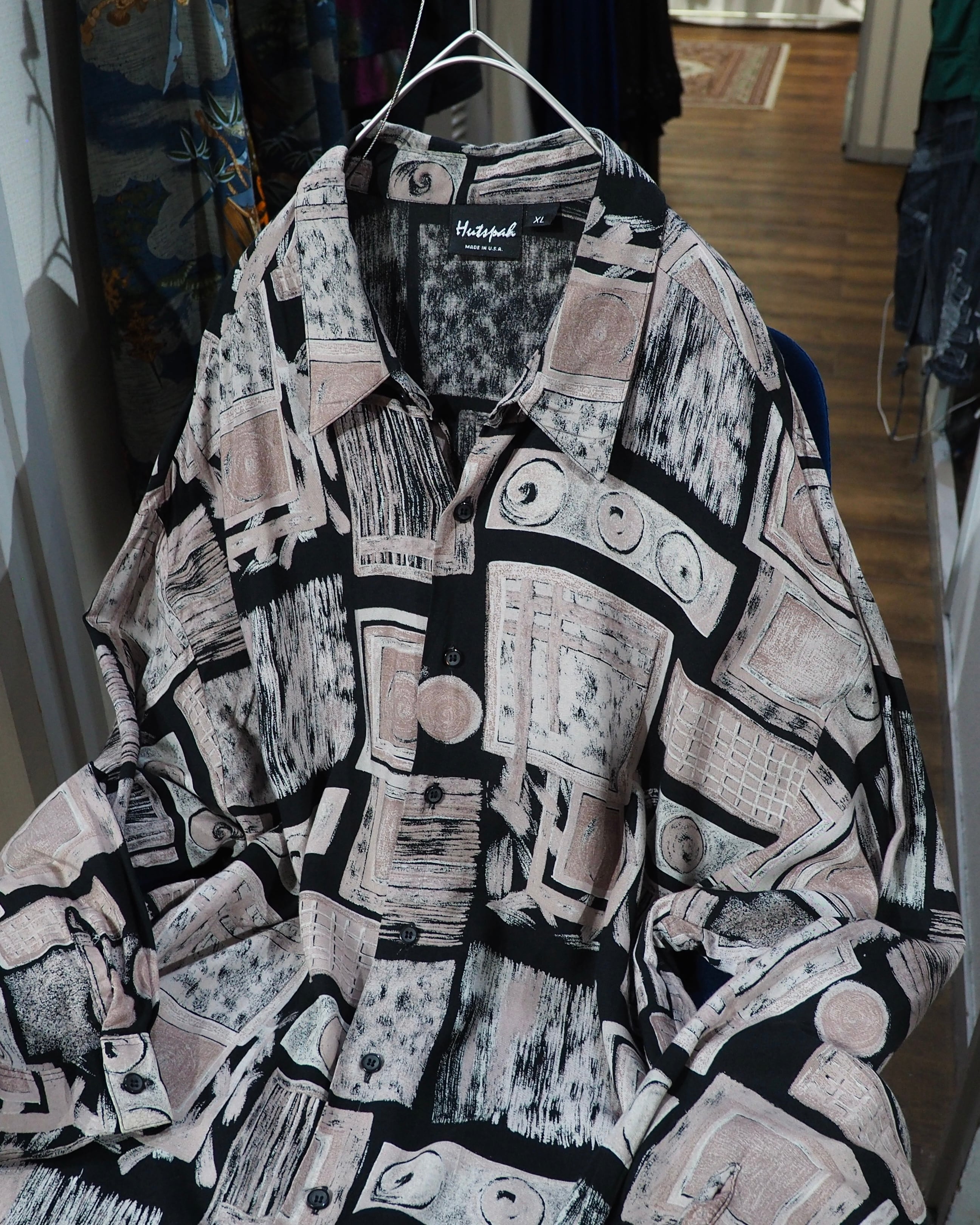 1980 - 90s " Made in USA " Black mode Chaos pattern vintage Drape loose Rayon shirt