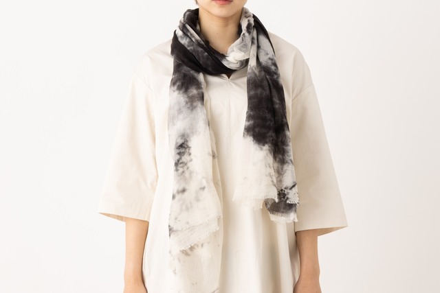 黒染めストール 「黒霧 -くろきり-（Black fog）」