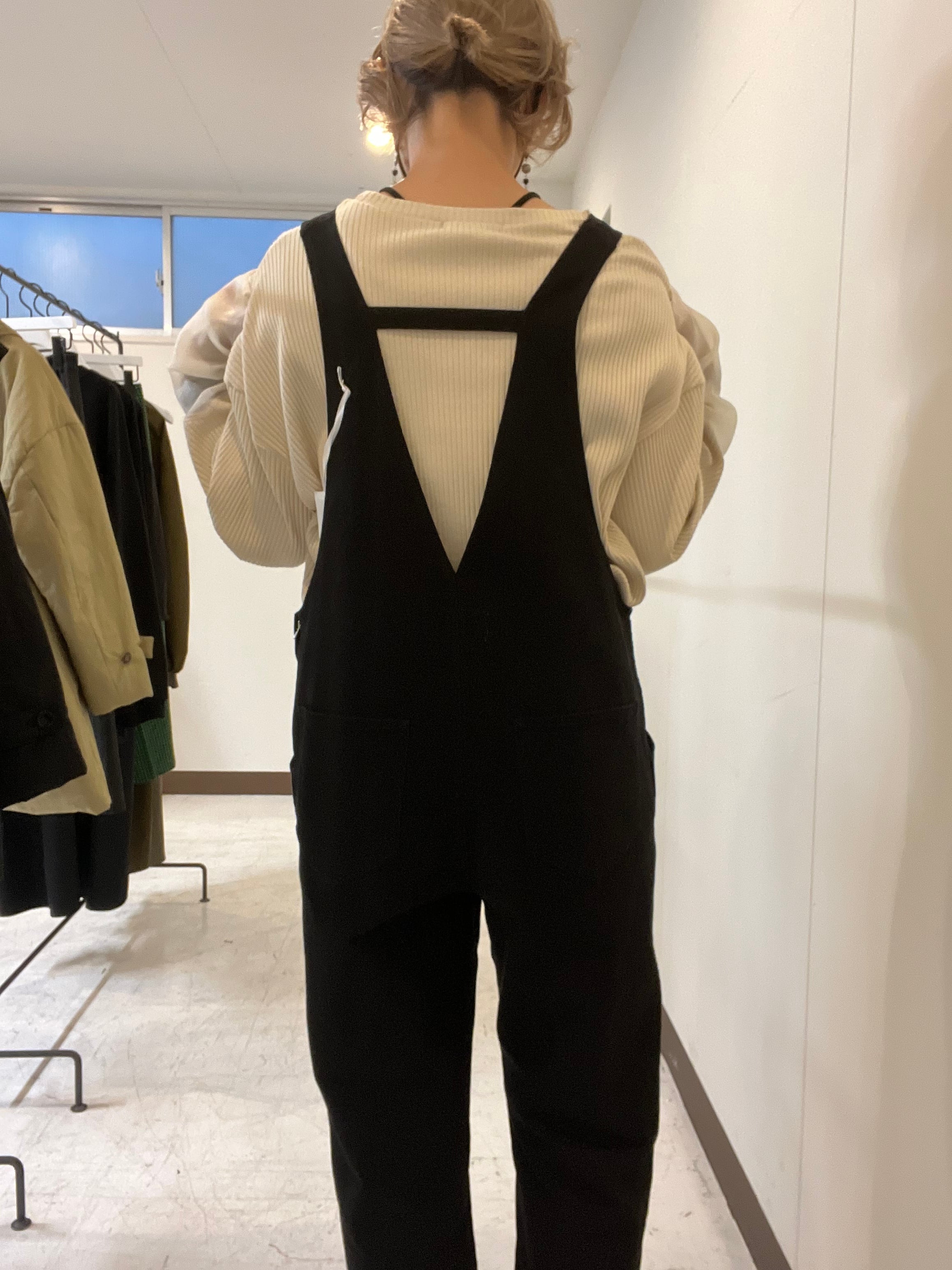 【CHIGNON】タック切替サロペット