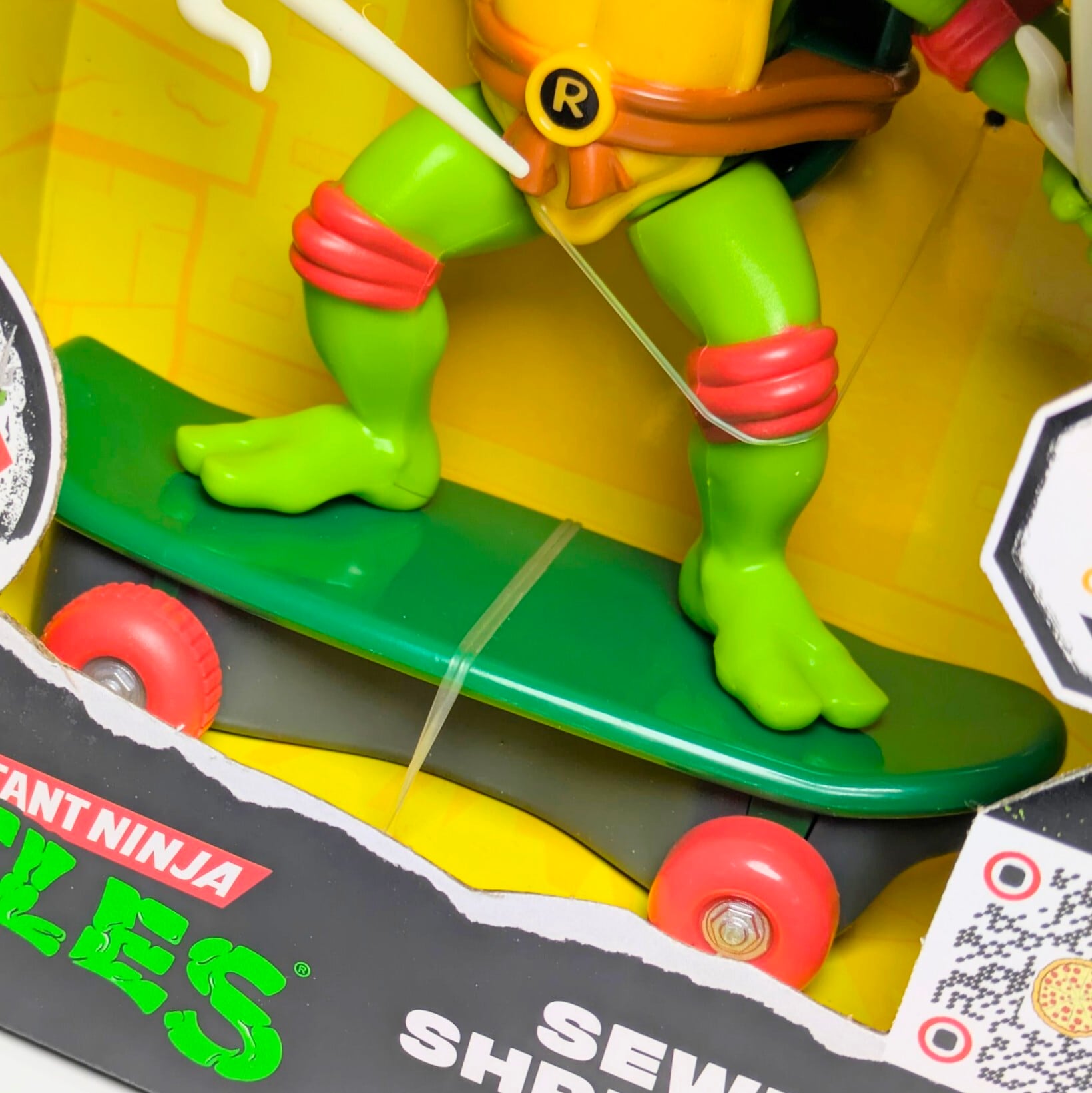 ☆US直輸入☆【 Teenage Mutant Ninja Turtles( ティーンエイジ ミュータント ニンジャ タートルズ )】 Turtles Sewer Shredders Pull Back Vehicles / 5インチ タートルズ スケートプルバックトイ / ラファエロ〚アメリカン雑貨 アメトイ〛