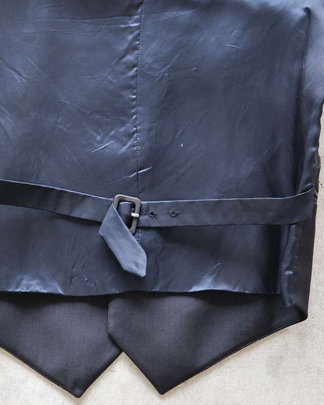 【Dior】Slit detail vest