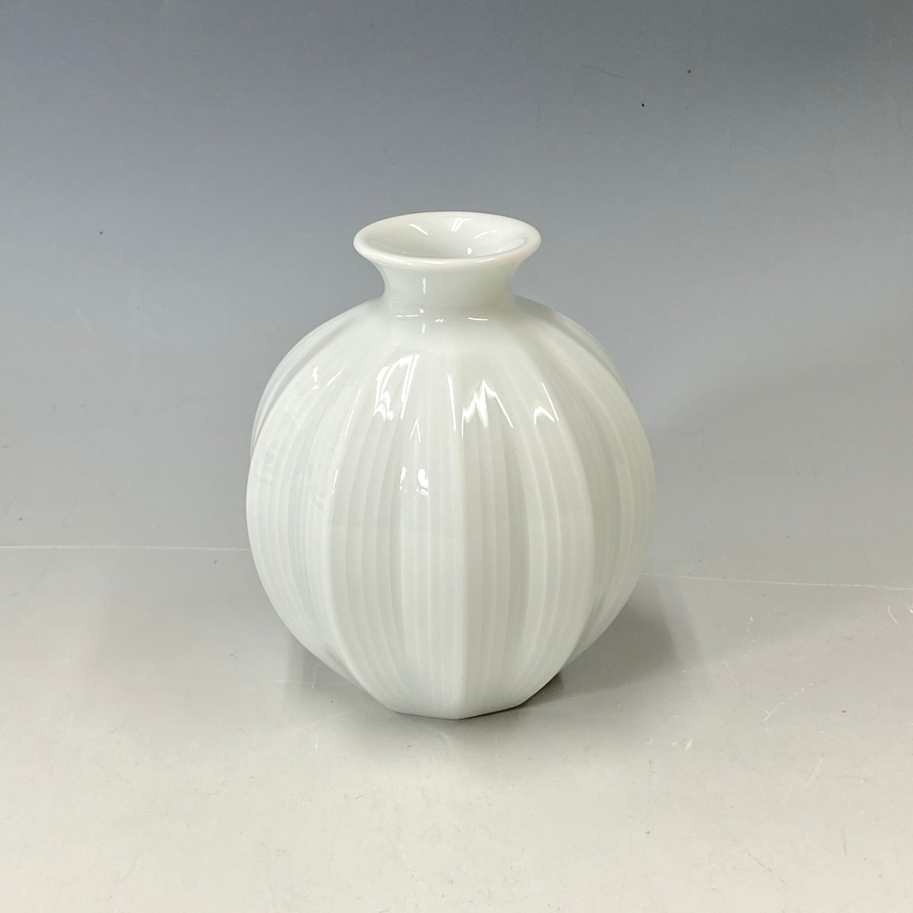 8c44721abb6f5f049a07a98929b9c9