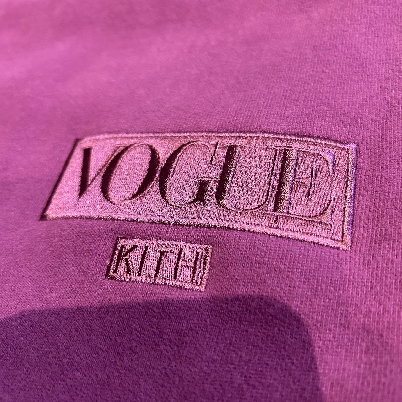 Kith x Vogue Crewneck Grape Kiss (L)