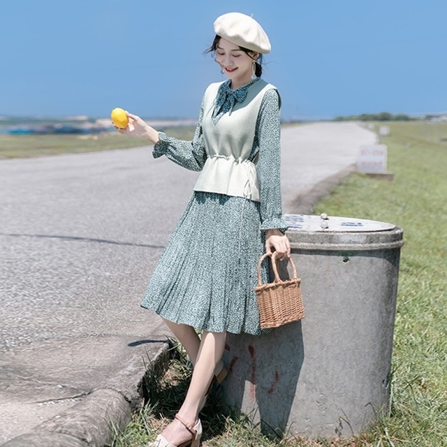 ワンピース ツーピース ベスト ひざ丈 フレア ボウタイネック プリーツ ウエストマーク 長袖 レディー ハイウエスト 上品 カジュアル きれいめ 大人可愛い トランペットスリーブ 春 冬 Like Fashion ワンピース ツーピース ベスト ひざ丈 フレア ボウタイネック プリーツ ウエストマーク 長袖 レディー ハイウエスト 上品 カジュアル きれいめ 大人可愛い トランペットスリーブ 春 冬 Like Fashion