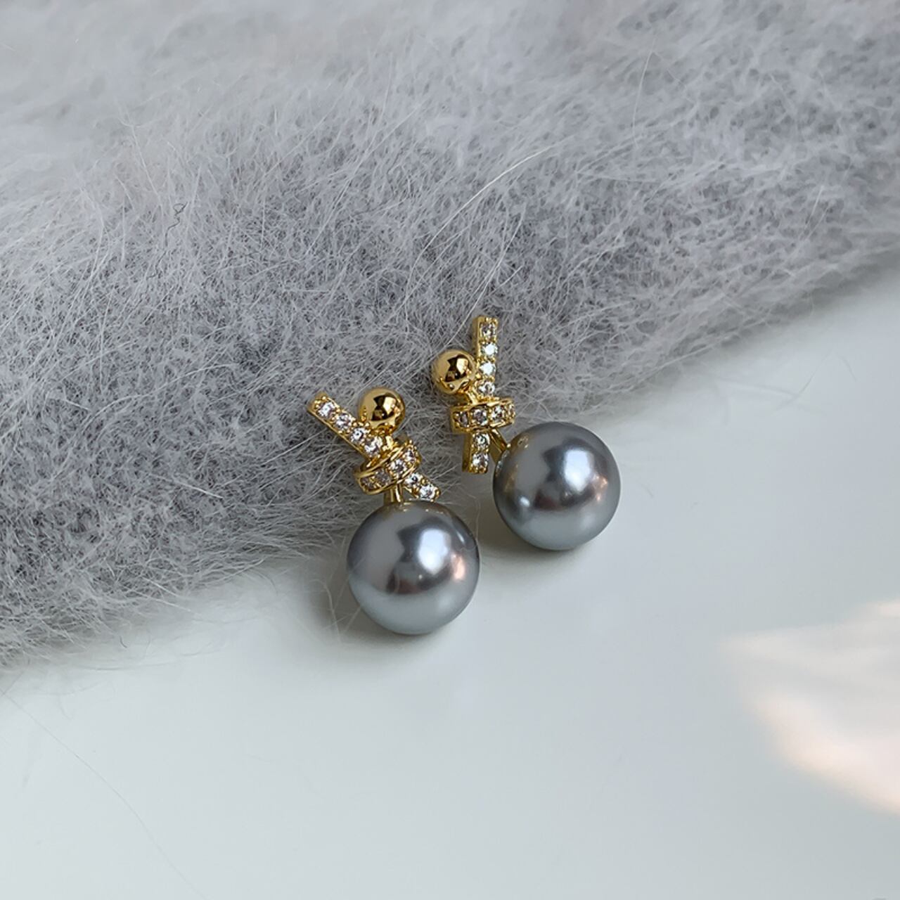 Sphere design earrings 00014