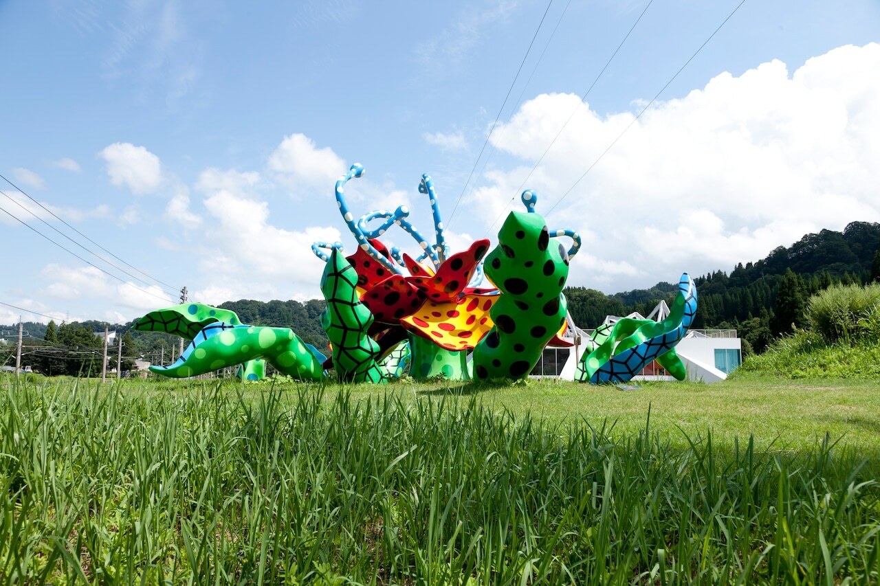 「越後妻有里山美術紀行 大地の芸術祭をめぐるアートの旅」/ Echigo Tsumari Satoyama Art Travel Writing