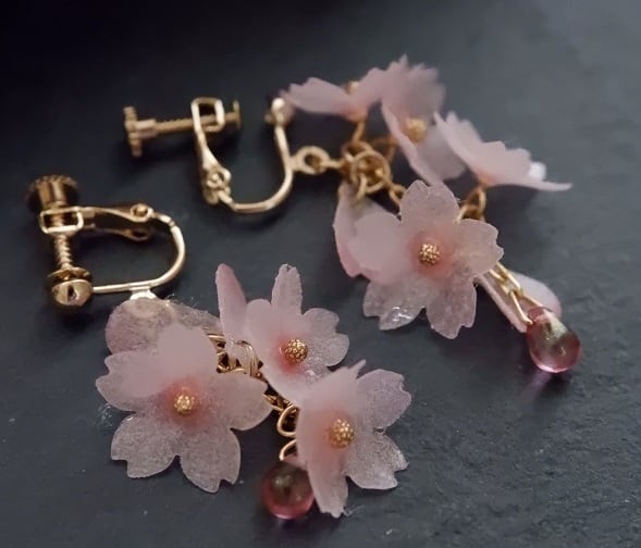 【987】桜のピアス／イヤリング キット販売 桜のピアス・イヤリング | パピエル