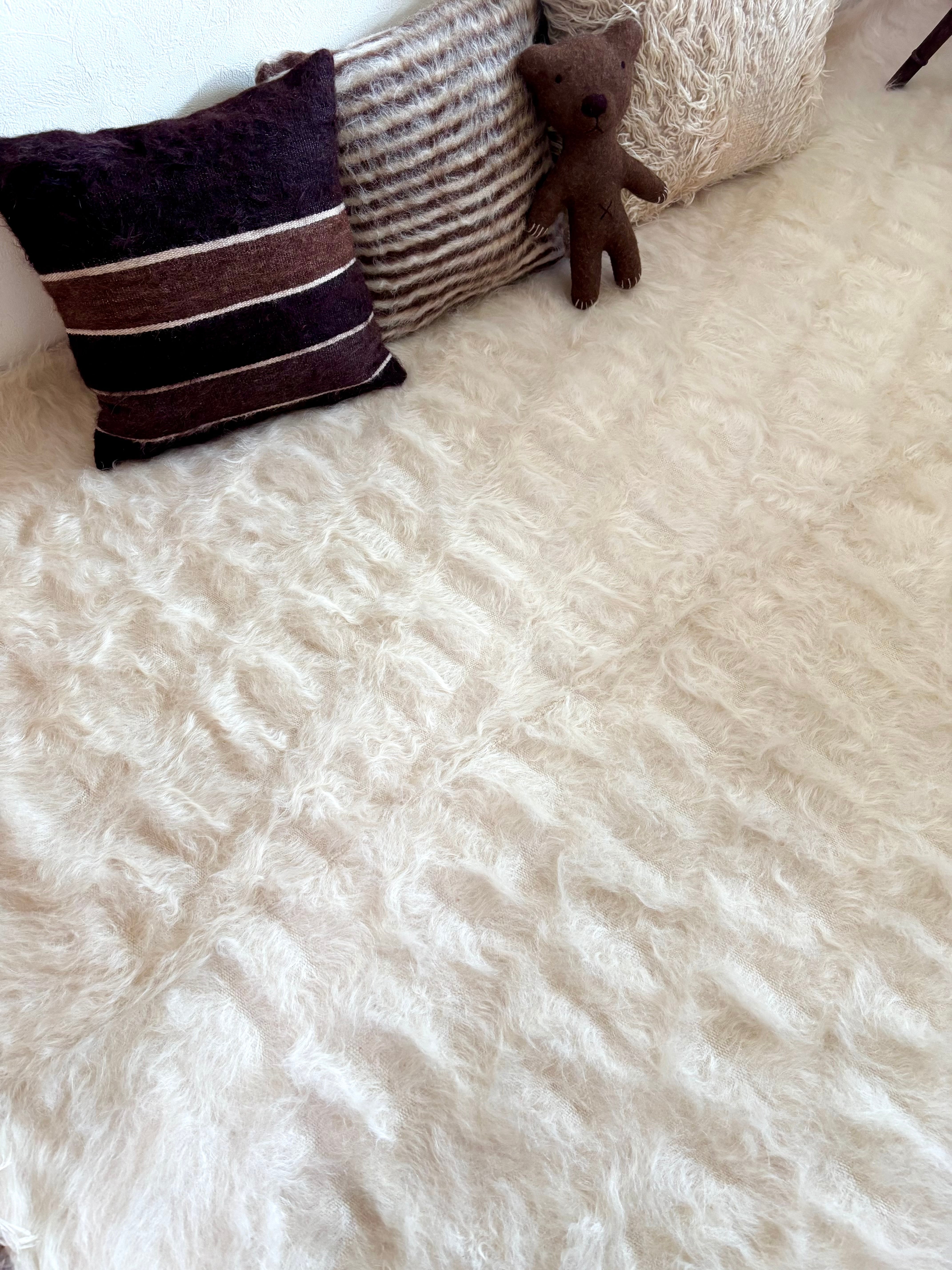 【新品美品】値下げしました！トルコ ヤギ毛のバッターニエ 新品美品】値下げしました！トルコ ヤギ毛のバッターニエ - メルカリ