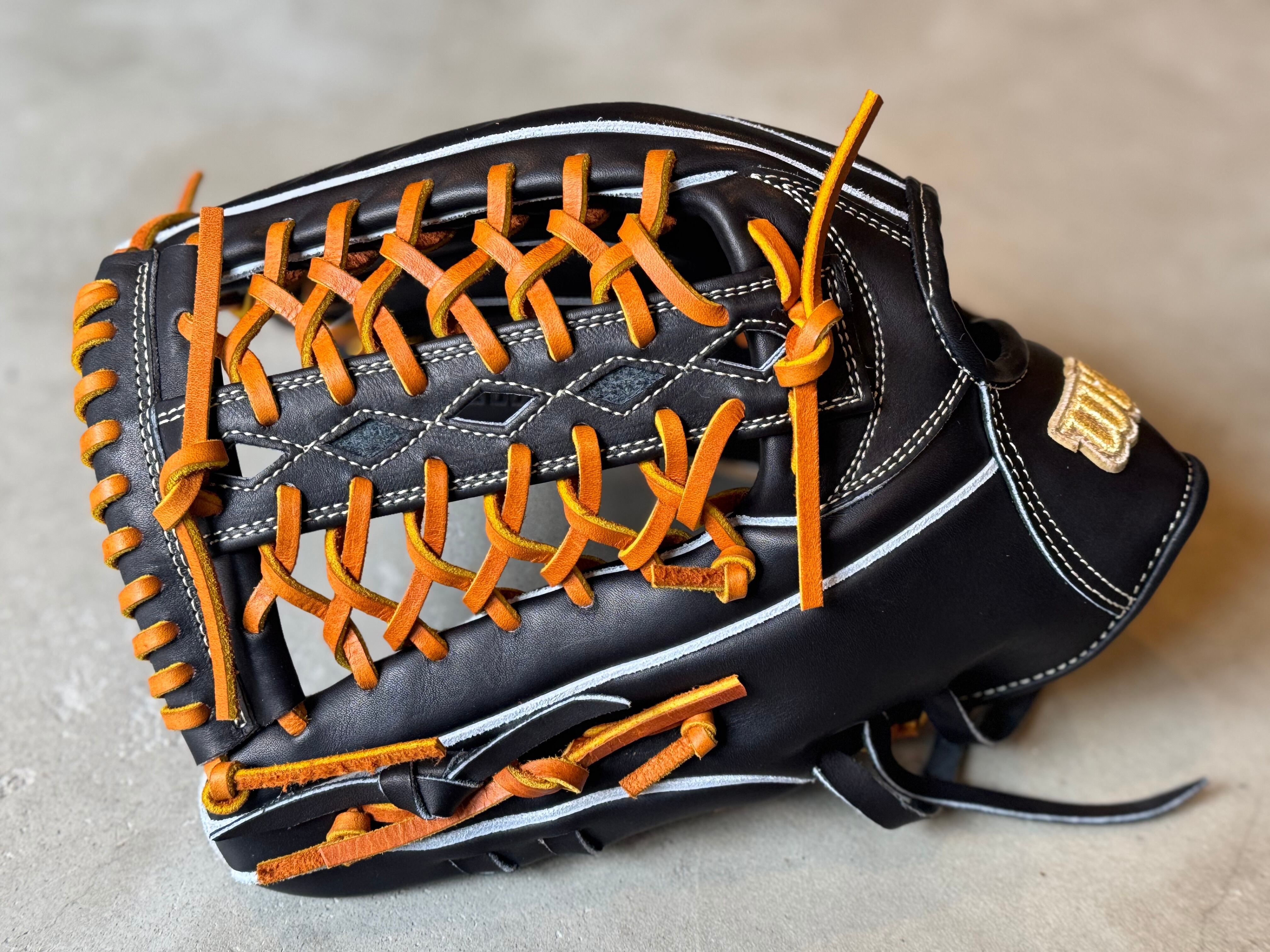 546.Wilson硬式オーダーグラブ プレミアムキップレザー限定モデル【Wilson】硬式用グローブ D8型