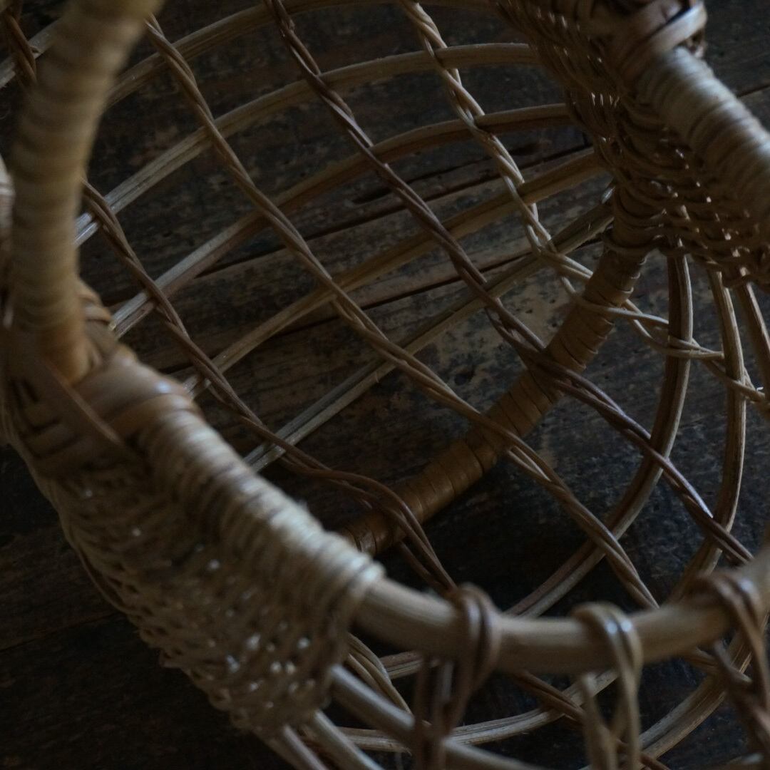 古いフランスのパニエ