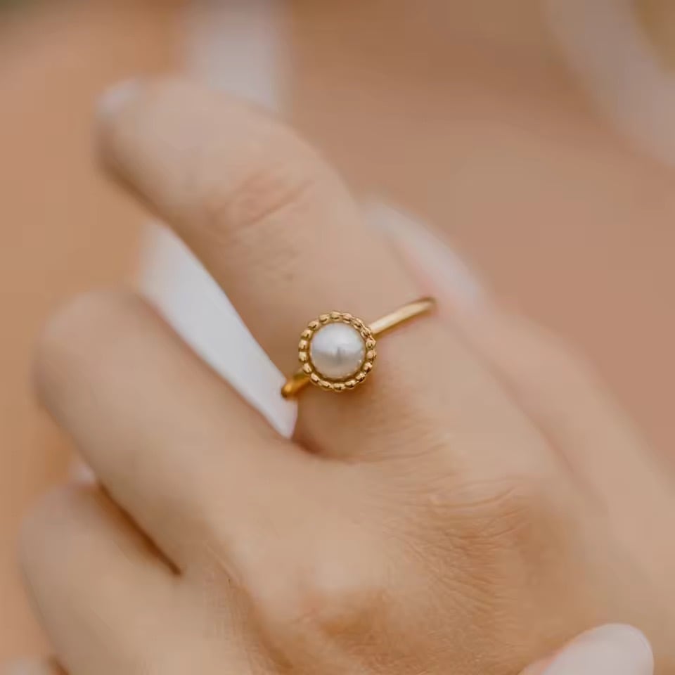 金アレ対応 クラシカルパールのリング(0968)