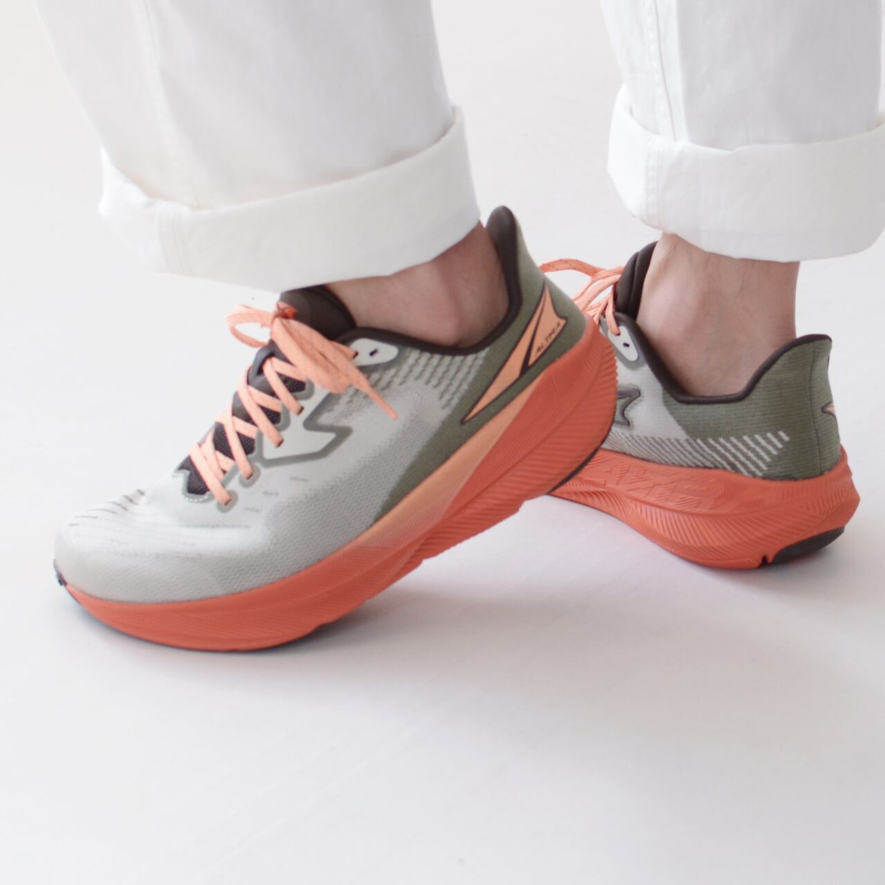 ALTRA [アルトラ] EXPERIENCE FLOW M [AL0A85NV