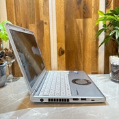 2021年式 Panasonic Let’s Note SV1 第11世代 Core i5 / メモリ16GB / SSD 256GB / 12.1インチ FHDディスプレイ