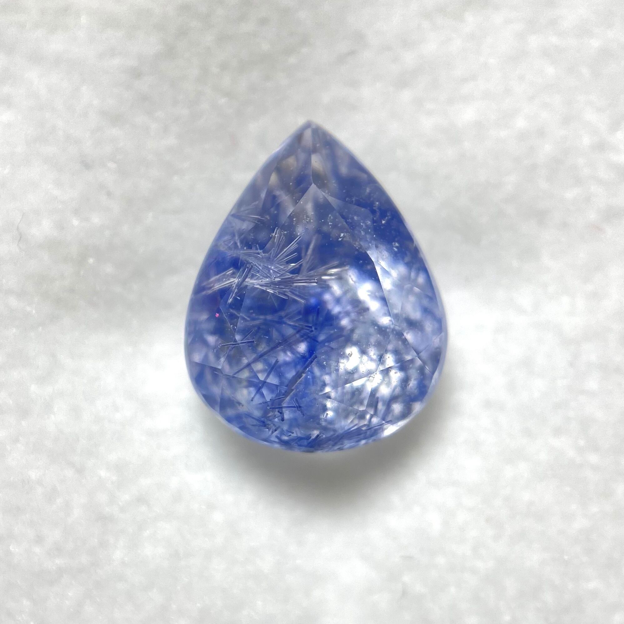 雪花　デュモルチェライトインクオーツ