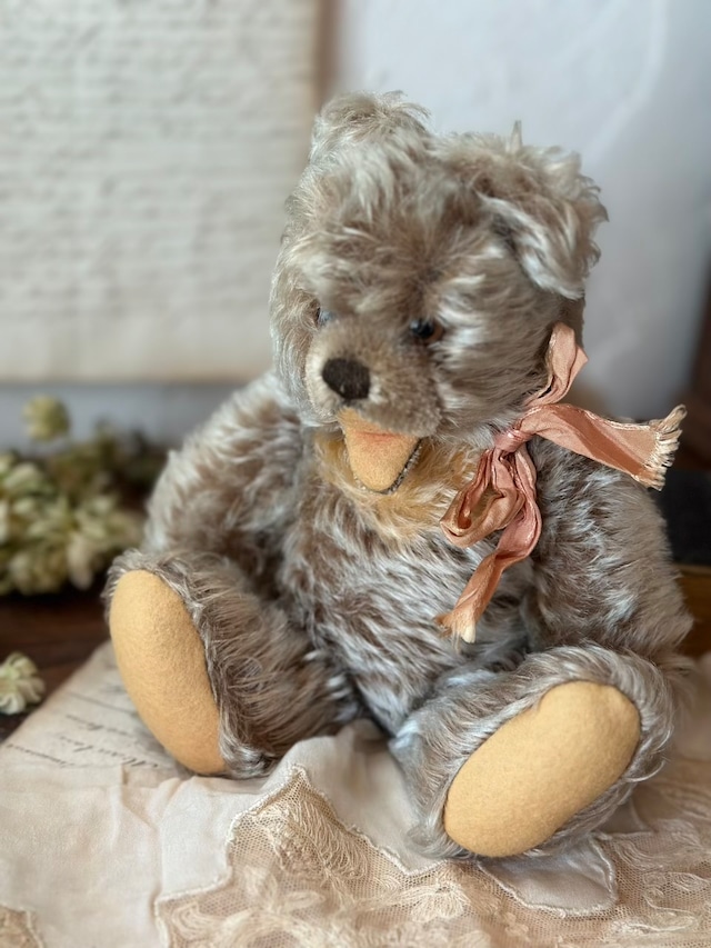 ピンクリボンのオープンマウスベア くま ぬいぐるみ