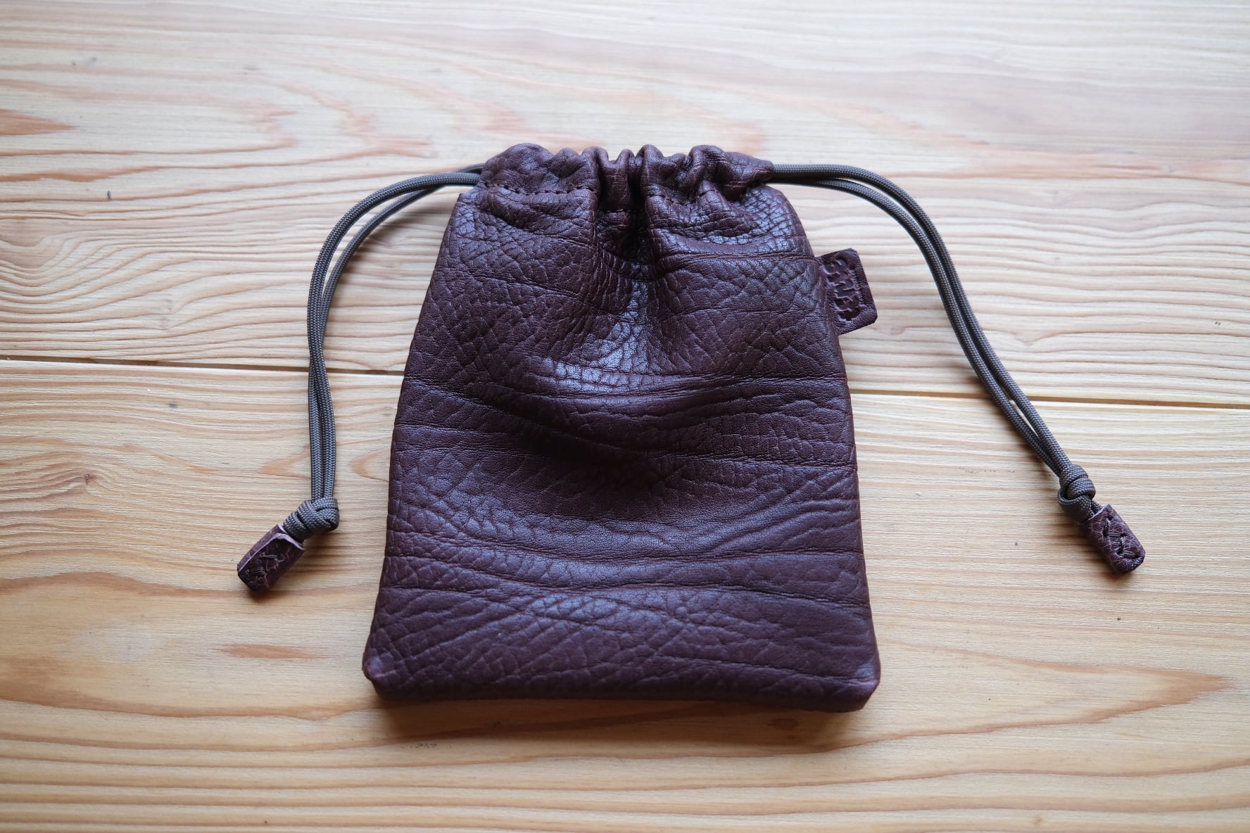 《即納》drawstring pouch(S)【burgundy】