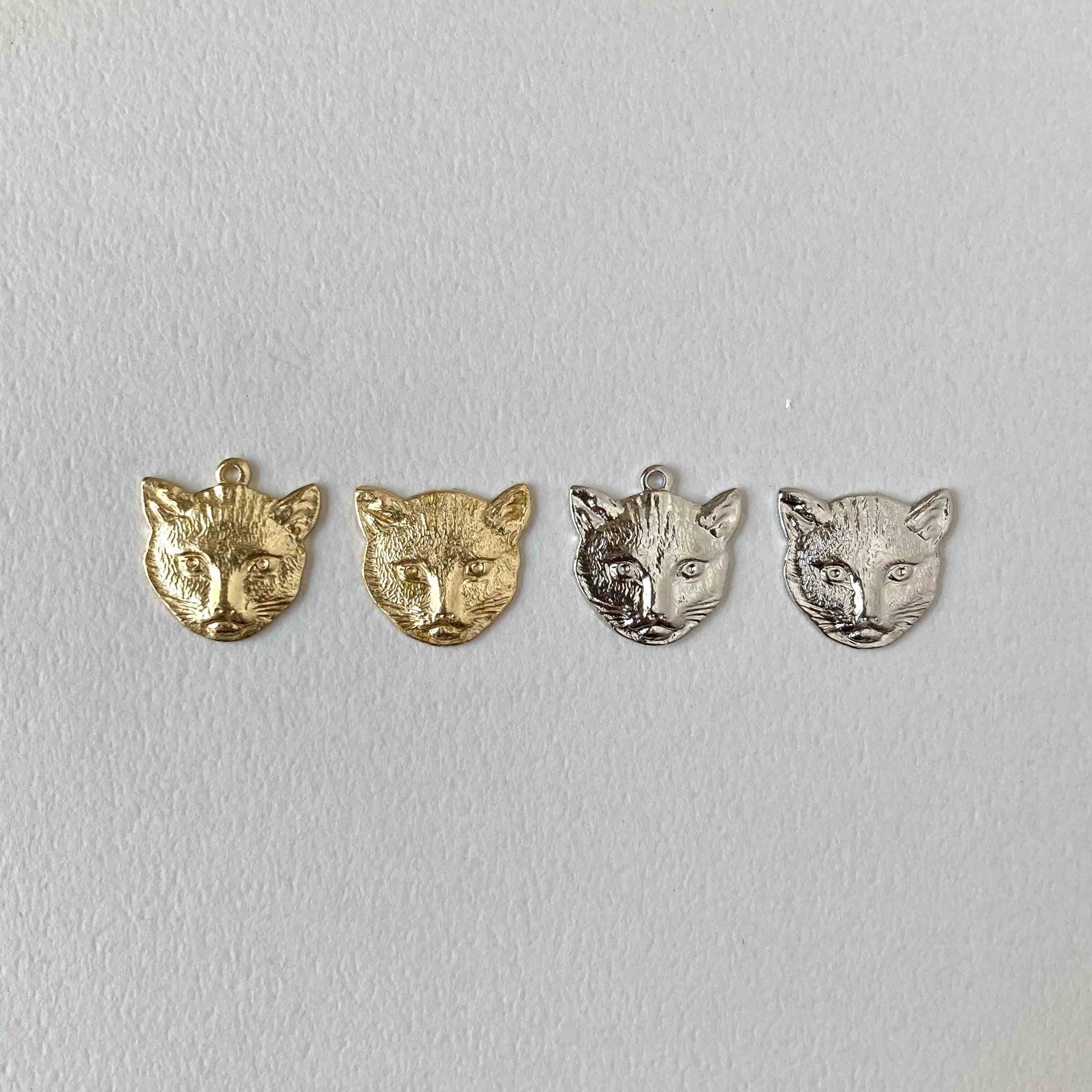 新色追加〉USA真鍮 猫の顔パーツチャームM（15mm） | Dua-アクセサリー