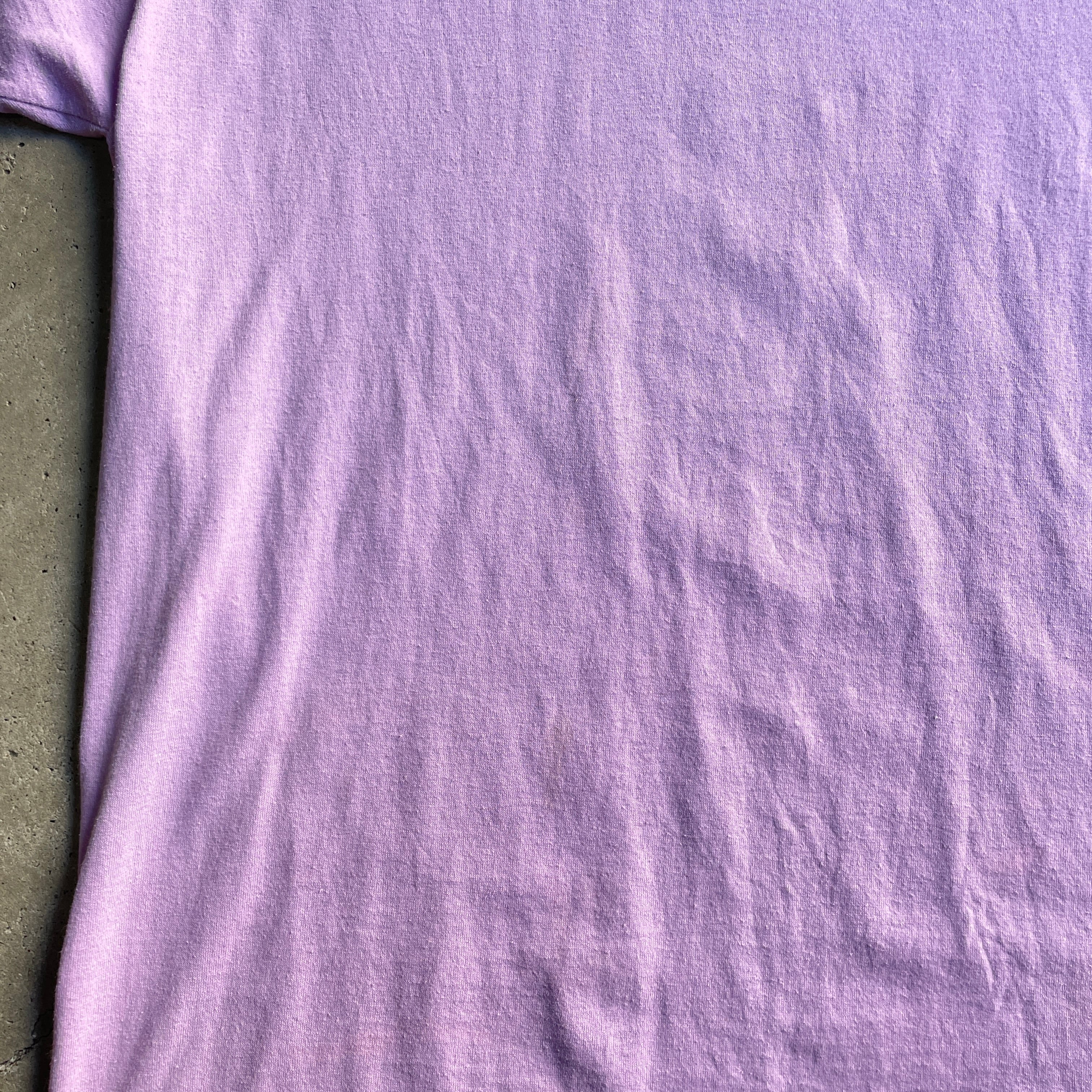 日本で発売 90s シングルステッチ Levi´s リーバイス Tシャツ 紫色 ...